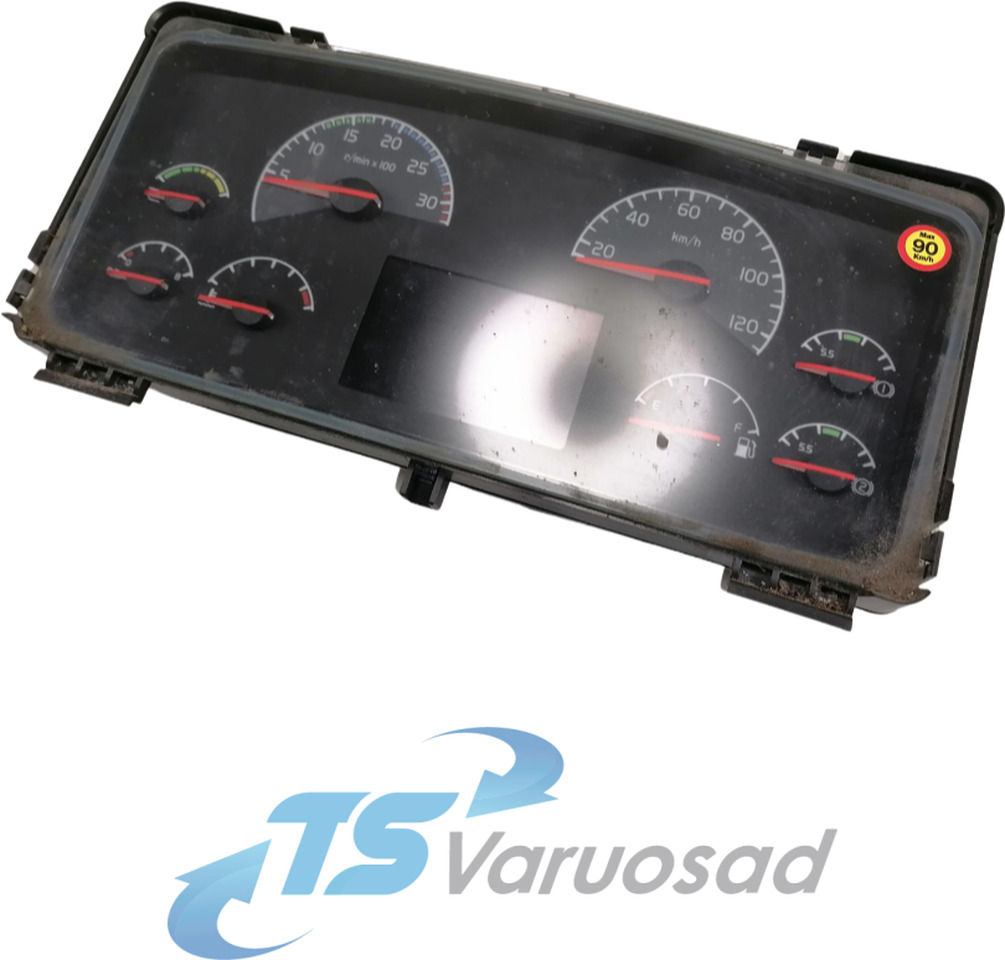 Volvo Dashboard 21375853 - Műszerfal - Teherautó: 1 kép. Volvo Dashboard 21375853 - Műszerfal - Teherautó: 1 kép.