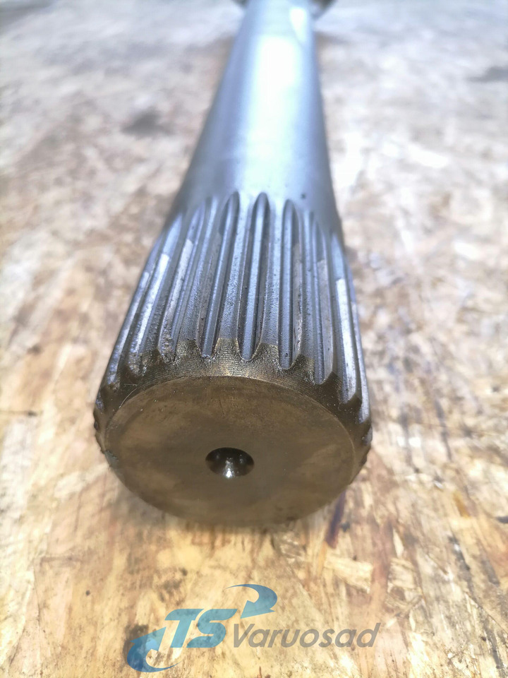 Volvo Drive shaft 1524627 - Féltengely - Teherautó: 4 kép. Volvo Drive shaft 1524627 - Féltengely - Teherautó: 4 kép.