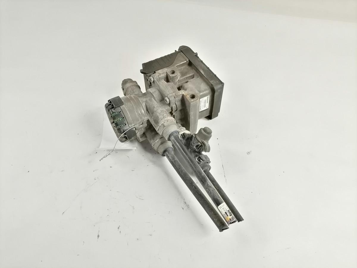 Volvo EBS brake valve 21114974 - Fékszelep - Teherautó: 3 kép. Volvo EBS brake valve 21114974 - Fékszelep - Teherautó: 3 kép.