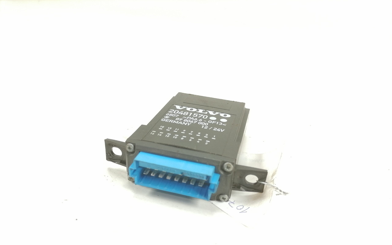 Volvo Ecu, door lock 20481570 - ECU - Teherautó: 1 kép. Volvo Ecu, door lock 20481570 - ECU - Teherautó: 1 kép.