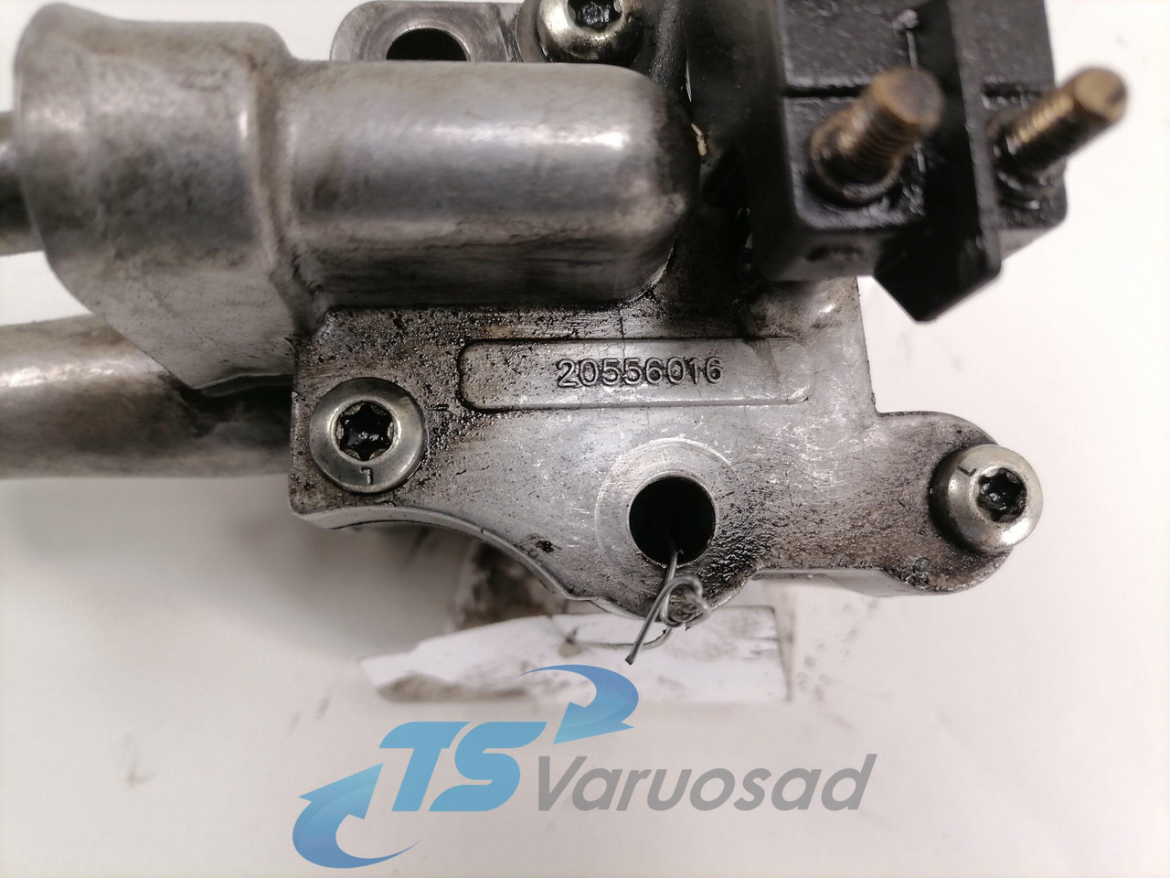 Volvo Engine control switch 24426572 - Kipufogórendszer - Teherautó: 3 kép. Volvo Engine control switch 24426572 - Kipufogórendszer - Teherautó: 3 kép.