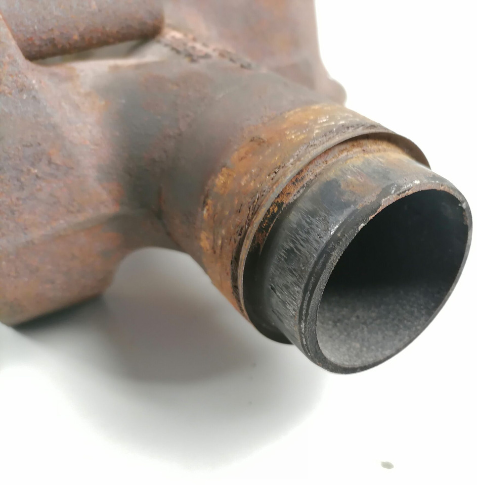 Volvo Exhaust mainfold 21536548 - Kipufogó leömlő - Teherautó: 5 kép. Volvo Exhaust mainfold 21536548 - Kipufogó leömlő - Teherautó: 5 kép.