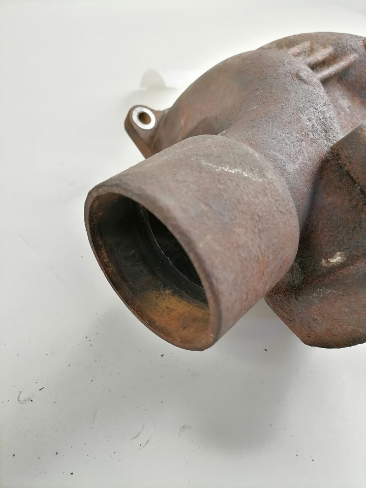 Volvo Exhaust mainfold 21767048 - Kipufogó leömlő - Teherautó: 4 kép. Volvo Exhaust mainfold 21767048 - Kipufogó leömlő - Teherautó: 4 kép.