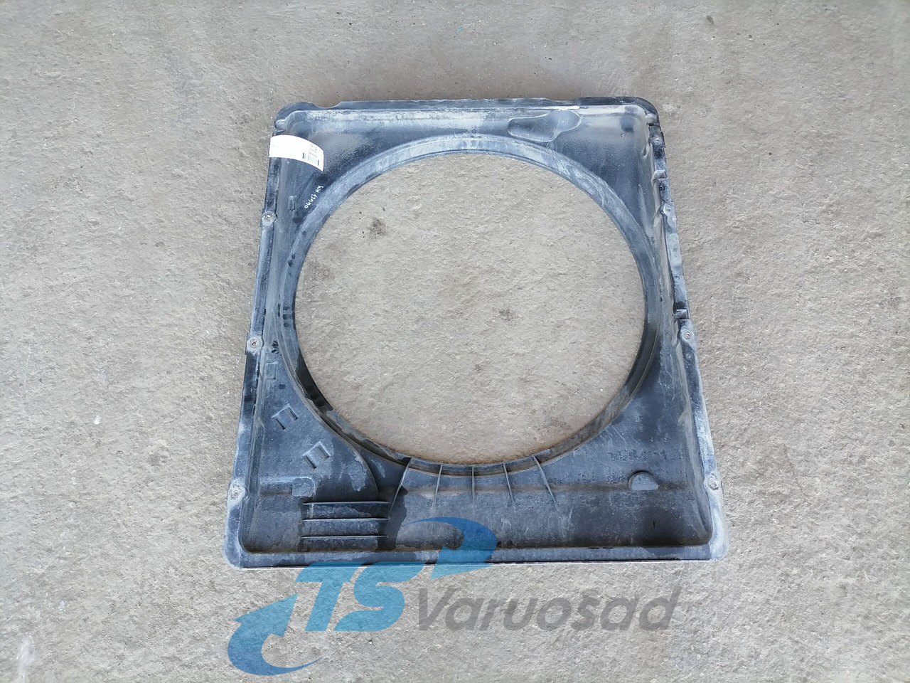 Volvo Fan shroud 22060183 - Radiátor - Teherautó: 2 kép. Volvo Fan shroud 22060183 - Radiátor - Teherautó: 2 kép.