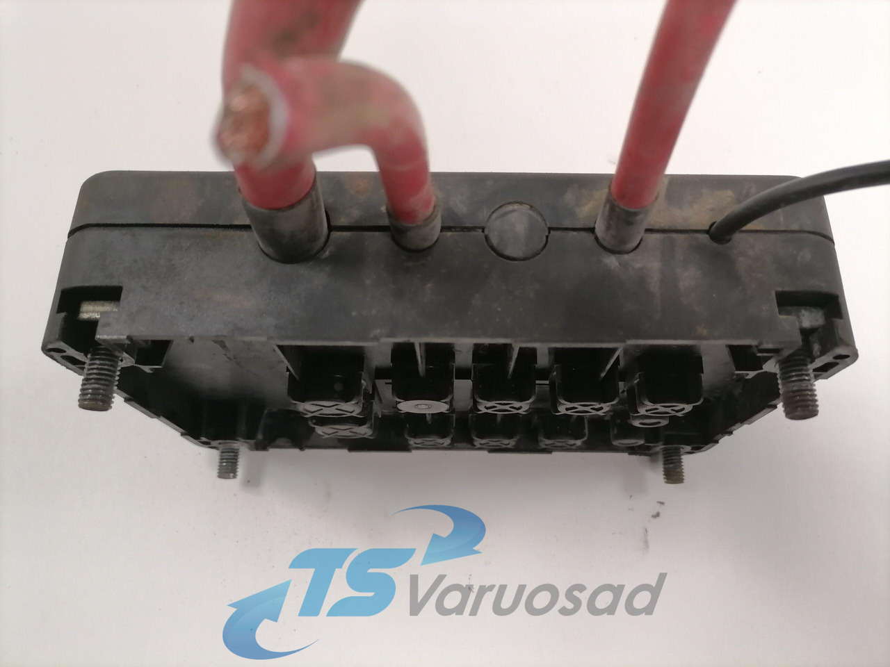 Volvo Fuse box 20512928 - Biztosíték - Teherautó: 3 kép. Volvo Fuse box 20512928 - Biztosíték - Teherautó: 3 kép.