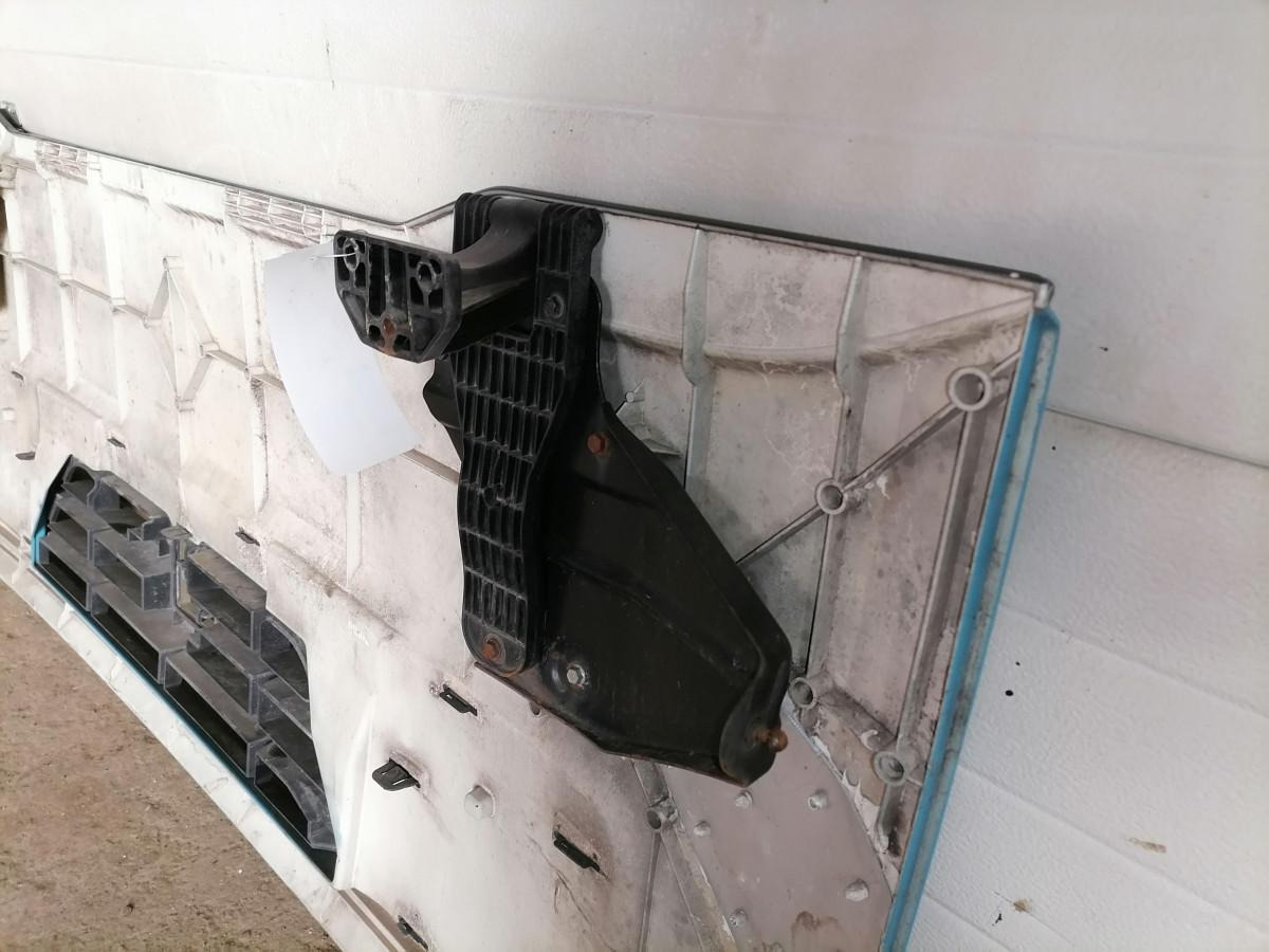 Volvo Grille panel 20748337 - Rács - Teherautó: 3 kép. Volvo Grille panel 20748337 - Rács - Teherautó: 3 kép.