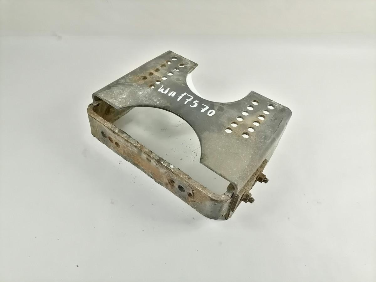 Volvo Kardaani tugilaagri kandur 3985106 - Kardántengely - Teherautó: 2 kép. Volvo Kardaani tugilaagri kandur 3985106 - Kardántengely - Teherautó: 2 kép.