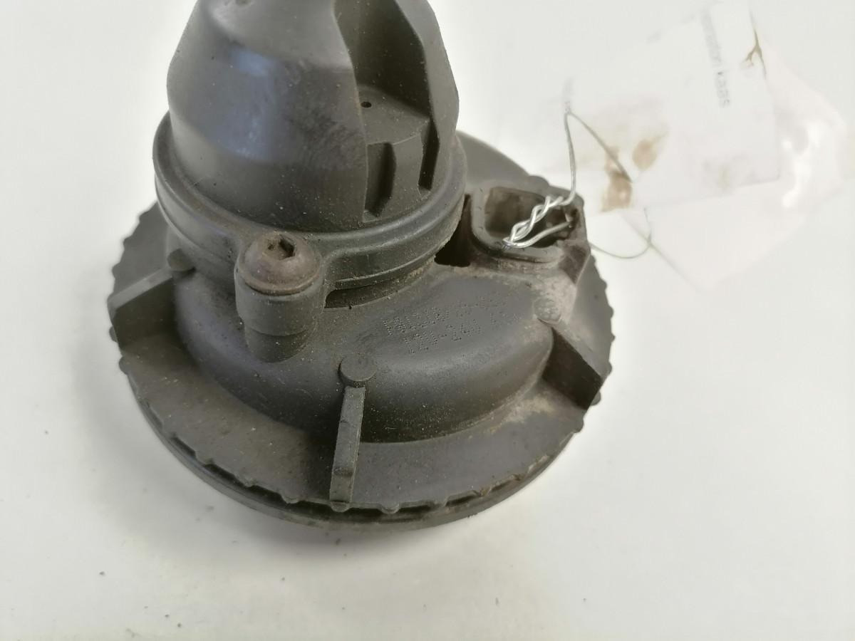 Volvo Kütuse separaatori kaas 21762862 - Üzemanyagszűrő - Teherautó: 5 kép. Volvo Kütuse separaatori kaas 21762862 - Üzemanyagszűrő - Teherautó: 5 kép.