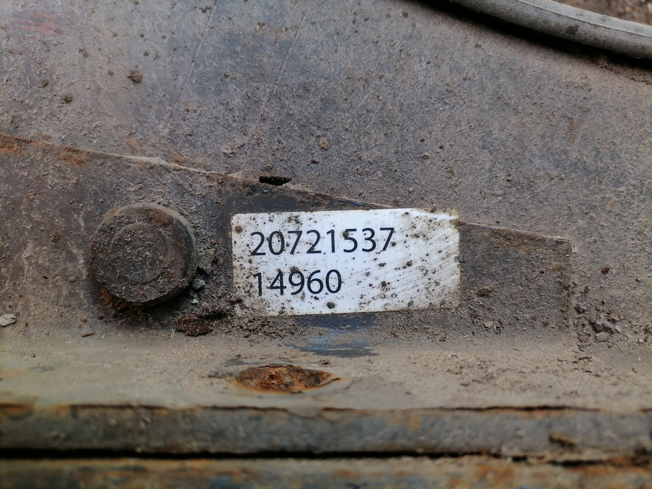 Volvo Kütusepaagi kandur, Volvo 20721537 - Üzemanyag tartály - Teherautó: 5 kép. Volvo Kütusepaagi kandur, Volvo 20721537 - Üzemanyag tartály - Teherautó: 5 kép.