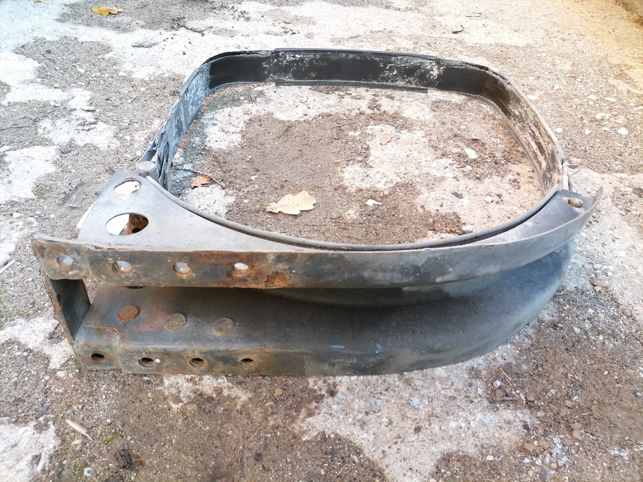 Volvo Kütusepaagi kandur, Volvo 20721537 - Üzemanyag tartály - Teherautó: 4 kép. Volvo Kütusepaagi kandur, Volvo 20721537 - Üzemanyag tartály - Teherautó: 4 kép.