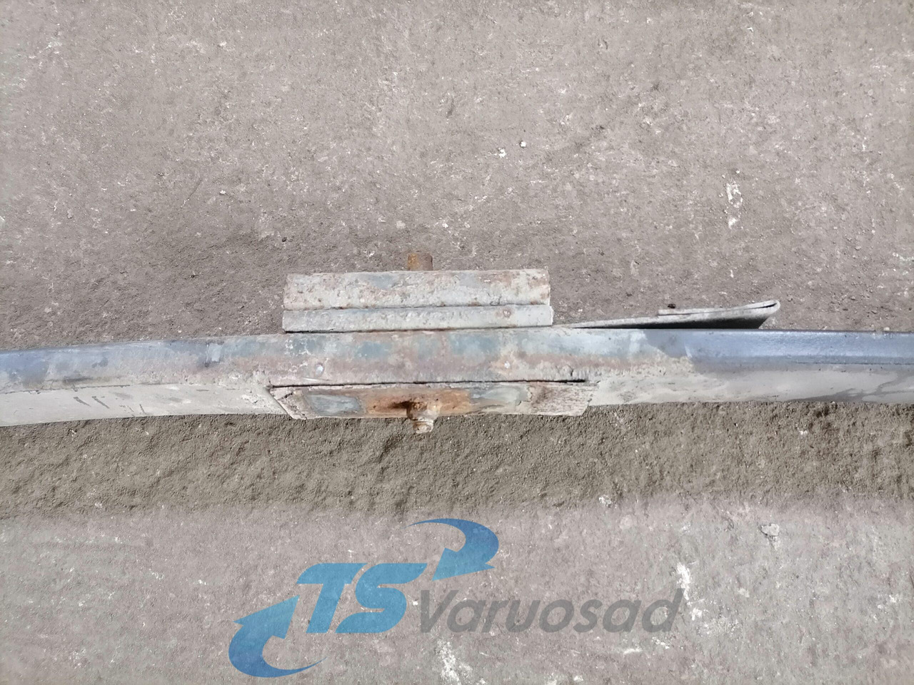 Volvo Spring 20709190 - Acélrugó - Teherautó: 2 kép. Volvo Spring 20709190 - Acélrugó - Teherautó: 2 kép.