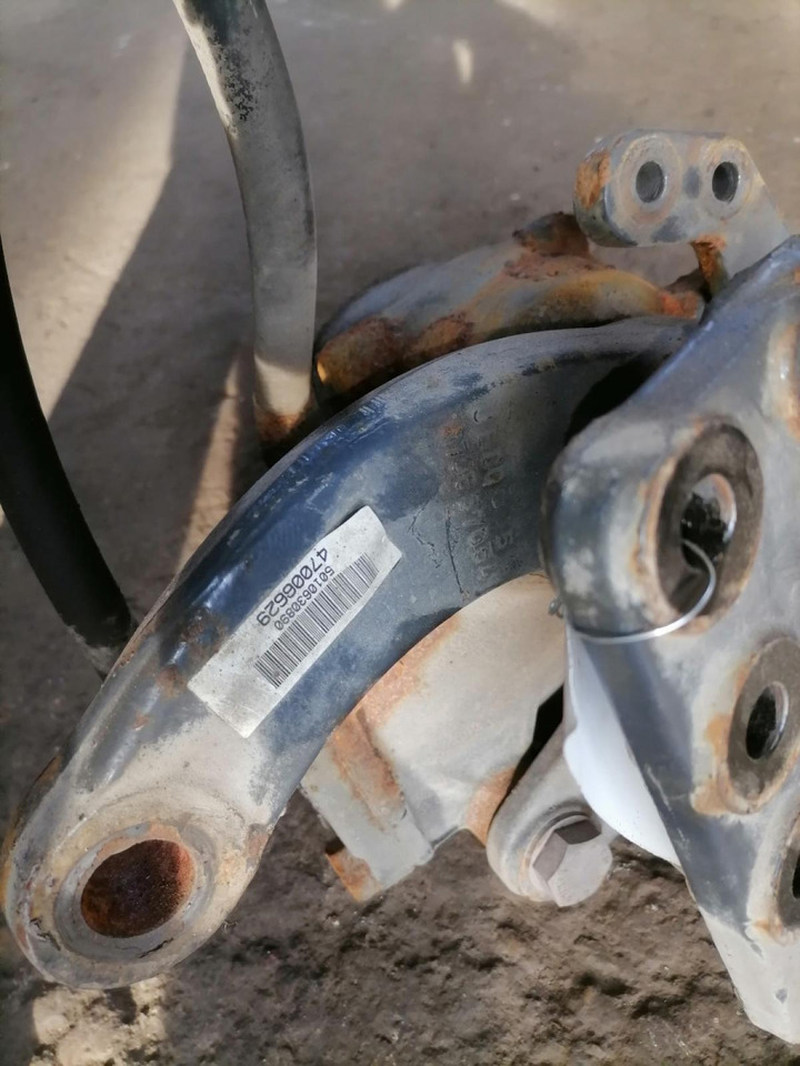 Volvo Steering box 20901108 - Kormánymű - Teherautó: 4 kép. Volvo Steering box 20901108 - Kormánymű - Teherautó: 4 kép.