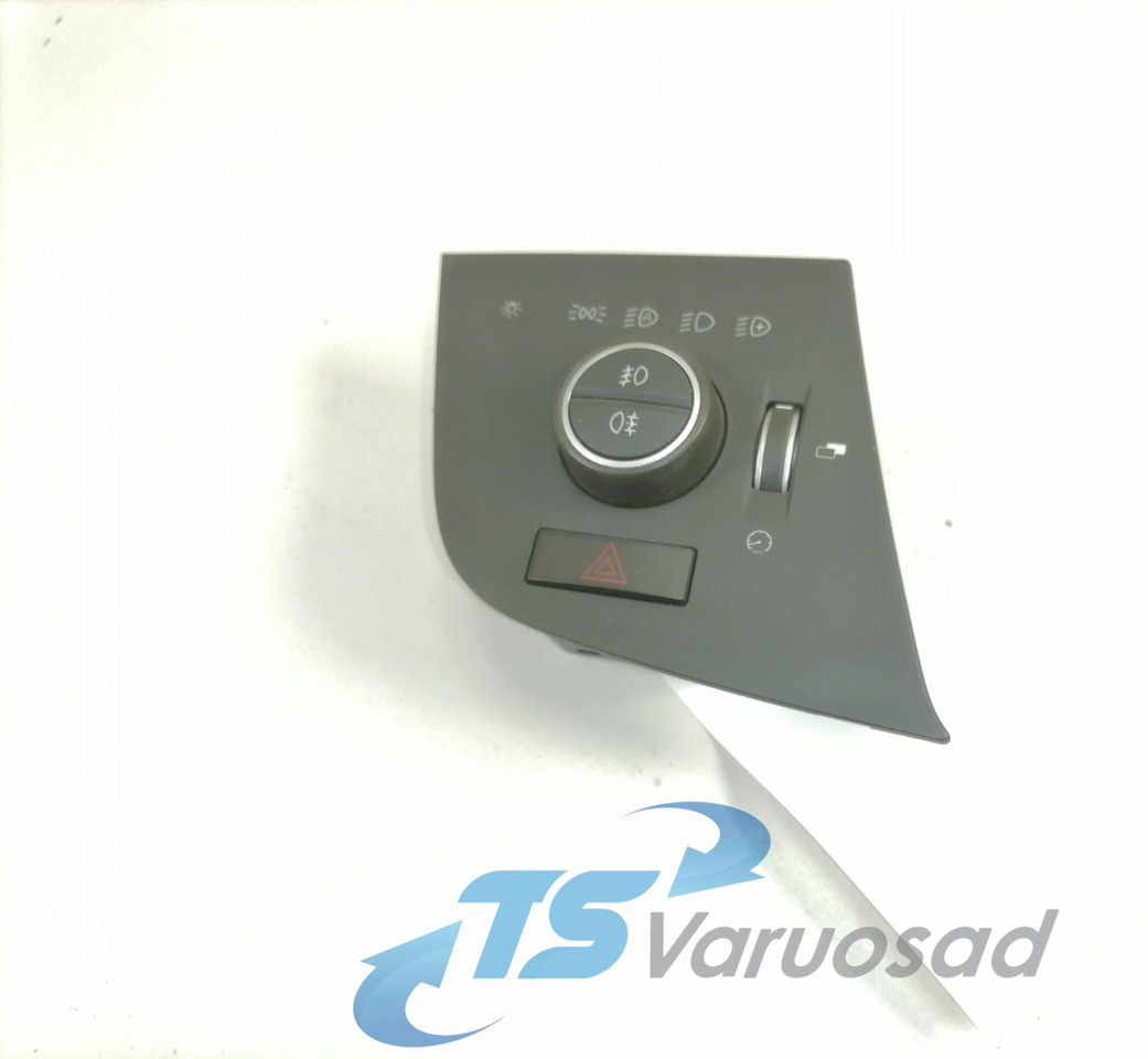 Volvo Switch, lights 22181491 - Fülke - Teherautó: 1 kép. Volvo Switch, lights 22181491 - Fülke - Teherautó: 1 kép.