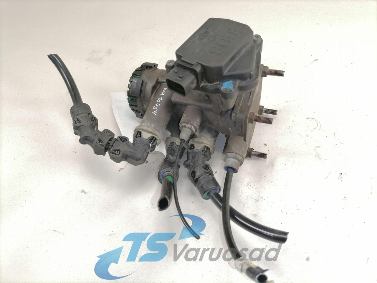 Volvo Trailer brake pressure control 21114977 - Fékszelep - Teherautó: 2 kép. Volvo Trailer brake pressure control 21114977 - Fékszelep - Teherautó: 2 kép.