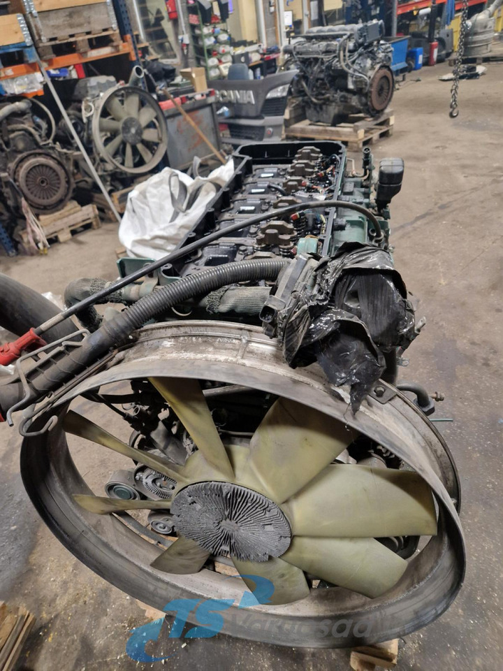 Volvo Volvo mootor D13K500 D13K500EUVI - Motor - Teherautó: 4 kép. Volvo Volvo mootor D13K500 D13K500EUVI - Motor - Teherautó: 4 kép.
