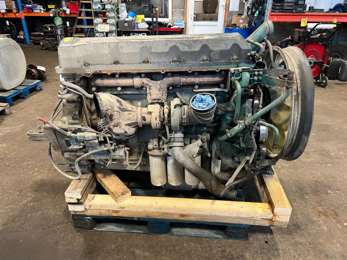 Volvo Volvo mootor D9B300 20880353 - Motor - Teherautó: 2 kép. Volvo Volvo mootor D9B300 20880353 - Motor - Teherautó: 2 kép.