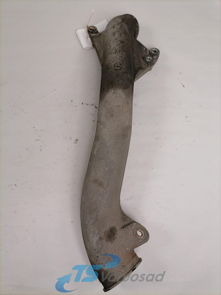 Volvo intercooler pipe 20522119 - Köztes hűtő - Teherautó: 1 kép. Volvo intercooler pipe 20522119 - Köztes hűtő - Teherautó: 1 kép.
