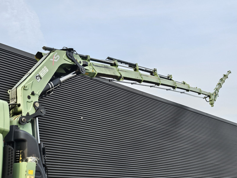 DAF CF 85.410 / HIAB 70TM + JIB / 8X2 / KRAN/CRANE - Darus autó: 2 kép. DAF CF 85.410 / HIAB 70TM + JIB / 8X2 / KRAN/CRANE - Darus autó: 2 kép.