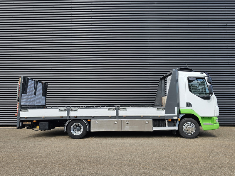 DAF LF 12.210 / OPRIJ / MACHINE TRANSPORT - Vontató: 3 kép. DAF LF 12.210 / OPRIJ / MACHINE TRANSPORT - Vontató: 3 kép.
