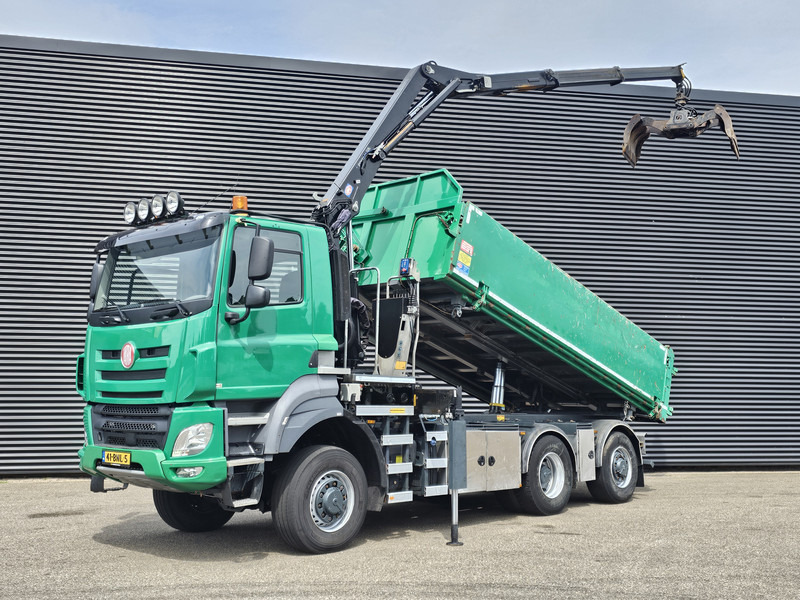 DAF TATRA 6X6 / T158/II / 2 SIDE TIPPER - HMF Z CRANE - Billenőplatós teherautó, Darus autó: 1 kép. DAF TATRA 6X6 / T158/II / 2 SIDE TIPPER - HMF Z CRANE - Billenőplatós teherautó, Darus autó: 1 kép.