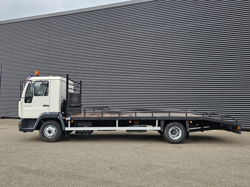 MAN LE 12.180 / OPRIJ / MACHINE TRANSPORT - Autószállító teherautó: 2 kép. MAN LE 12.180 / OPRIJ / MACHINE TRANSPORT - Autószállító teherautó: 2 kép.