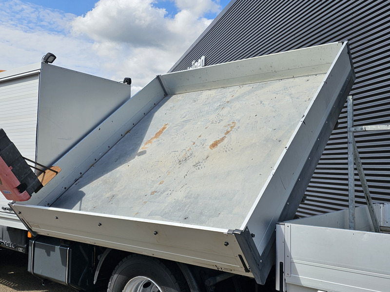 MAN TGM 15.240 BL / TIPPER / DOKA / VEEG / SWEEPER - Utcaseprő gép: 5 kép. MAN TGM 15.240 BL / TIPPER / DOKA / VEEG / SWEEPER - Utcaseprő gép: 5 kép.