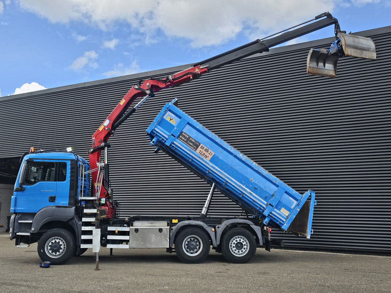 MAN TGS 28.400 6X4-4 BL / CRANE + 2 SIDE TIPPER - Billenőplatós teherautó, Darus autó: 2 kép. MAN TGS 28.400 6X4-4 BL / CRANE + 2 SIDE TIPPER - Billenőplatós teherautó, Darus autó: 2 kép.