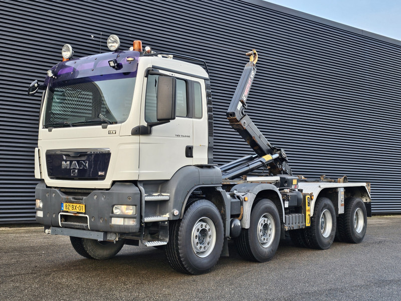 MAN TGS 41.440 / 8X4 / HIAB 30T HOOKLIFT / BH - Horgos rakodó teherautó: 1 kép. MAN TGS 41.440 / 8X4 / HIAB 30T HOOKLIFT / BH - Horgos rakodó teherautó: 1 kép.