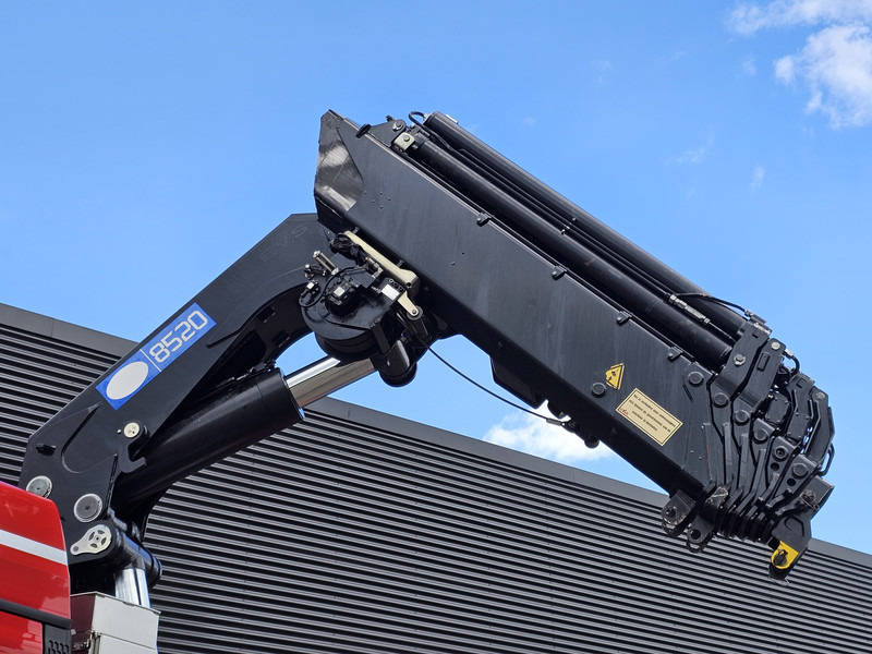 MAN TGX 37.480 8x2-6 / HMF 85 t/m CRANE / KRAN - Darus autó: 4 kép. MAN TGX 37.480 8x2-6 / HMF 85 t/m CRANE / KRAN - Darus autó: 4 kép.