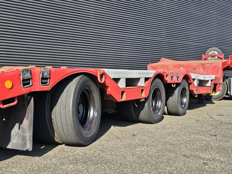 MOESLEIN RADMULDEN / TIEFLADER / RAMPEN - Félpótkocsi mélybölcsős: 3 kép. MOESLEIN RADMULDEN / TIEFLADER / RAMPEN - Félpótkocsi mélybölcsős: 3 kép.