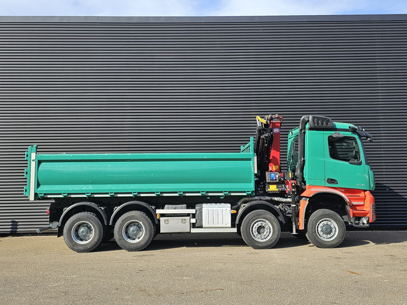 Darus autó Mercedes-Benz AROCS 4145 / 8X6 / TIPPER + HMF CRANE: 11 kép.