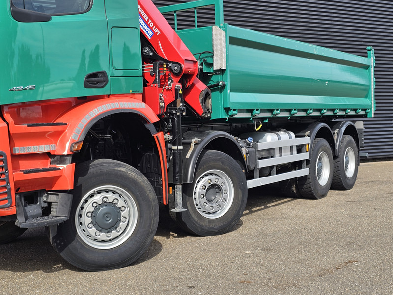 Darus autó Mercedes-Benz AROCS 4145 / 8X6 / TIPPER + HMF CRANE: 9 kép.