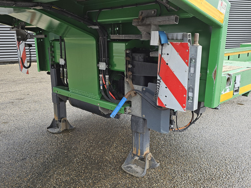 Nooteboom MCOS-58-04V / EXTENDABLE / HYDRO RAMPEN / - Félpótkocsi mélybölcsős: 4 kép. Nooteboom MCOS-58-04V / EXTENDABLE / HYDRO RAMPEN / - Félpótkocsi mélybölcsős: 4 kép.