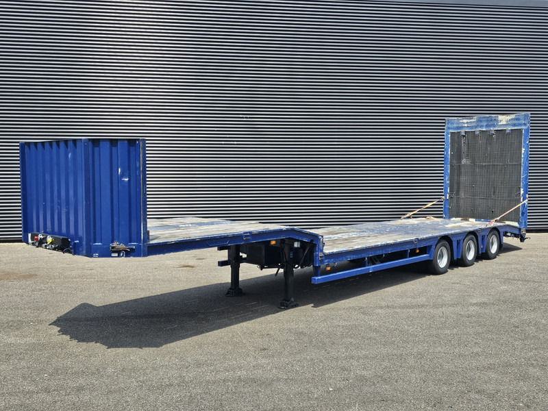 Nooteboom OSD-48-03/L / HYDRAULIC RAMP / MACHINE / HEFTRUCK - Félpótkocsi mélybölcsős: 1 kép. Nooteboom OSD-48-03/L / HYDRAULIC RAMP / MACHINE / HEFTRUCK - Félpótkocsi mélybölcsős: 1 kép.