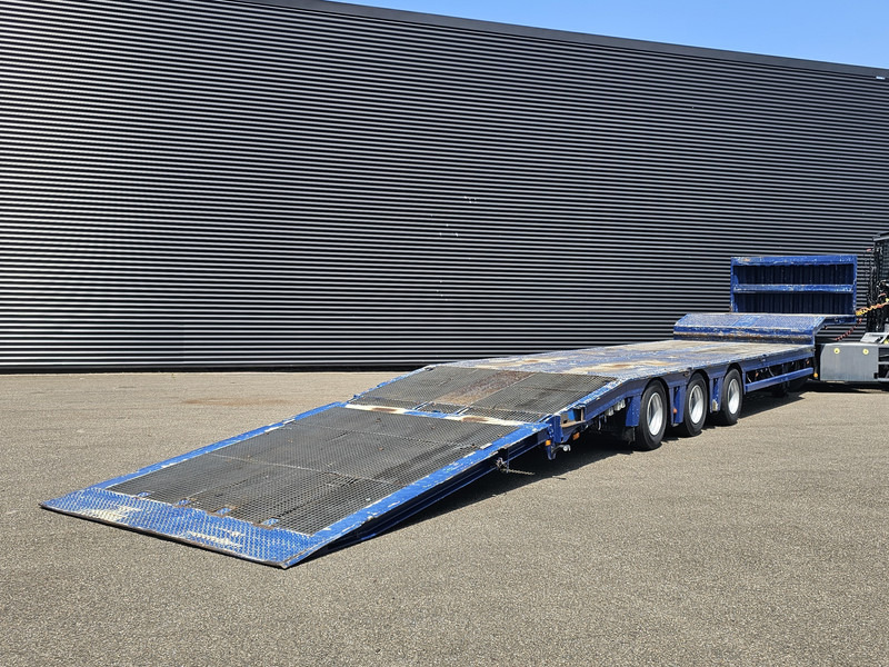 Nooteboom OSD-48-03/L / MACHINE / HYDRAULIC RAMP / HEFTRUCK - Félpótkocsi mélybölcsős: 4 kép. Nooteboom OSD-48-03/L / MACHINE / HYDRAULIC RAMP / HEFTRUCK - Félpótkocsi mélybölcsős: 4 kép.