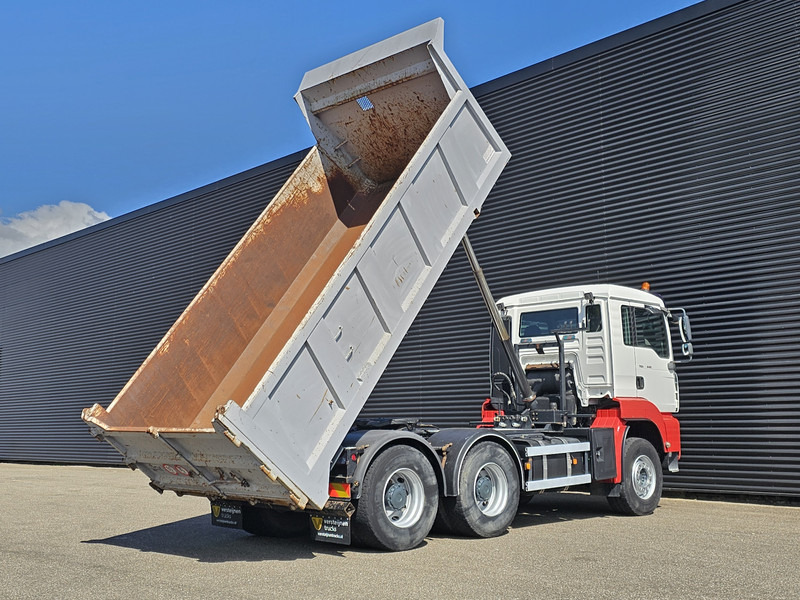 MAN TGA 26.440 6x4 / TIPPER - TRACTOR COMBI / SPRING / BIG AXLE - Nyergesvontató: 2 kép. MAN TGA 26.440 6x4 / TIPPER - TRACTOR COMBI / SPRING / BIG AXLE - Nyergesvontató: 2 kép.