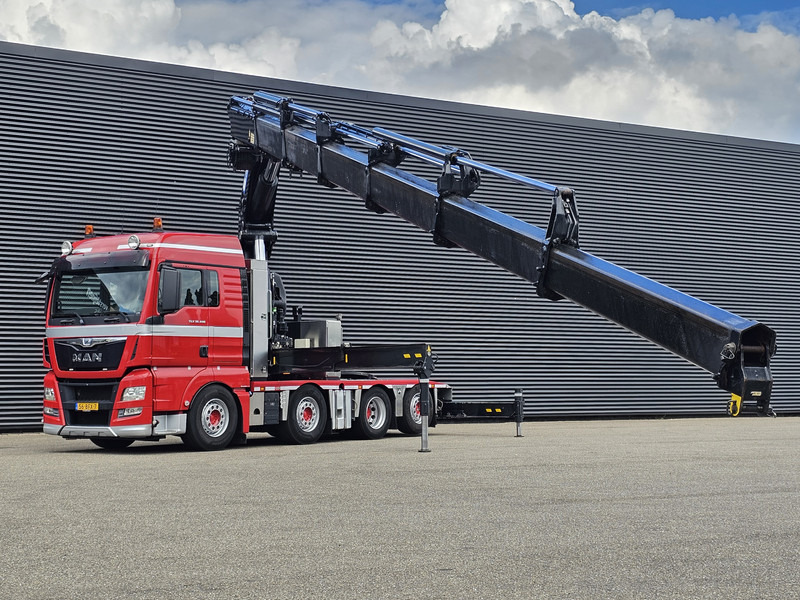 MAN TGX 37.480 8x2-6 / HMF 85 t/m CRANE / KRAN - Nyergesvontató: 2 kép. MAN TGX 37.480 8x2-6 / HMF 85 t/m CRANE / KRAN - Nyergesvontató: 2 kép.