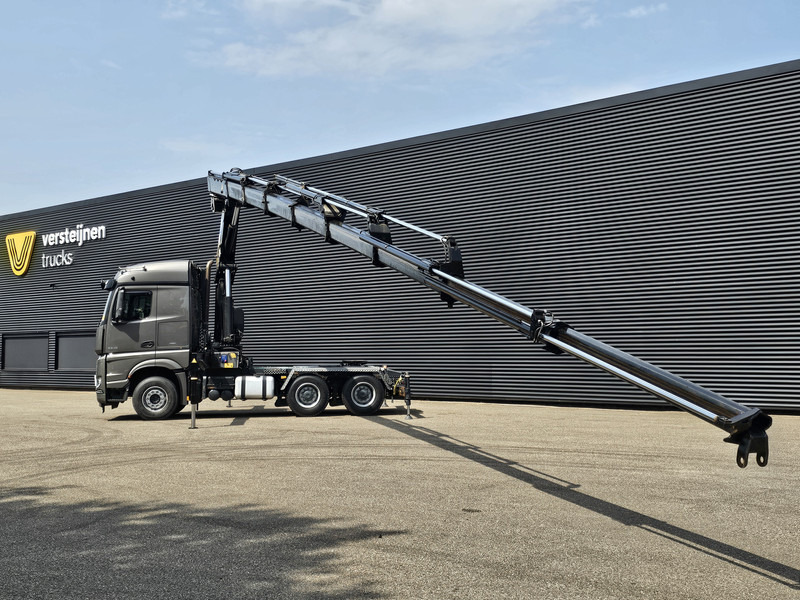 Mercedes-Benz Arocs 2658 6x4 / HMF 40 t/m - 21.3 mtr / WINCH - Nyergesvontató: 4 kép. Mercedes-Benz Arocs 2658 6x4 / HMF 40 t/m - 21.3 mtr / WINCH - Nyergesvontató: 4 kép.