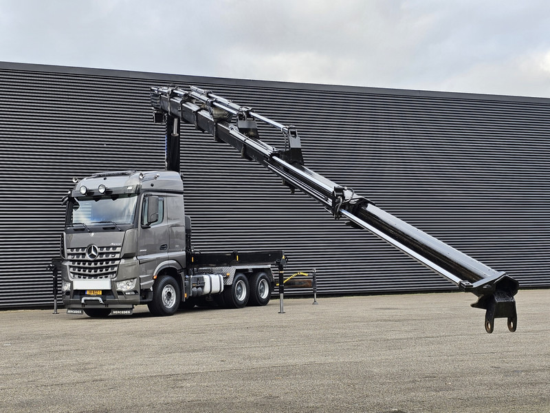 Mercedes-Benz Arocs 2658 6x4 / HMF 40 t/m - 21.3 mtr / WINCH - Nyergesvontató: 2 kép. Mercedes-Benz Arocs 2658 6x4 / HMF 40 t/m - 21.3 mtr / WINCH - Nyergesvontató: 2 kép.