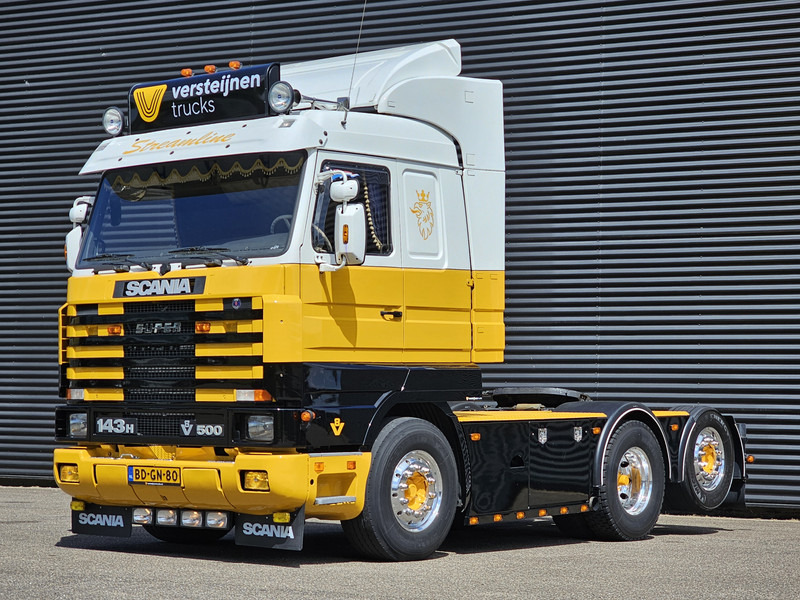 Scania R143 500 V8 / 6X2 / STREAMLINE - Nyergesvontató: 1 kép. Scania R143 500 V8 / 6X2 / STREAMLINE - Nyergesvontató: 1 kép.