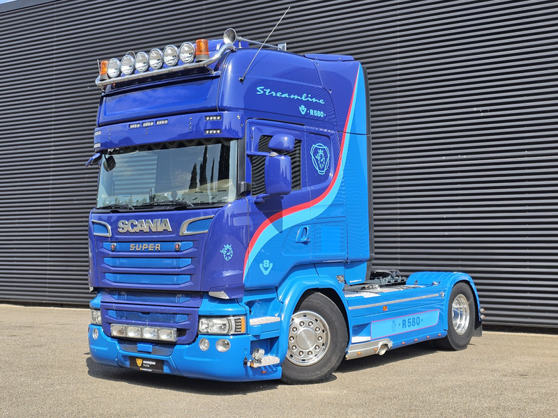 Scania R580 V8 / 4x2 / FULL AIR / 2 TANKS / PTO - Nyergesvontató: 1 kép. Scania R580 V8 / 4x2 / FULL AIR / 2 TANKS / PTO - Nyergesvontató: 1 kép.