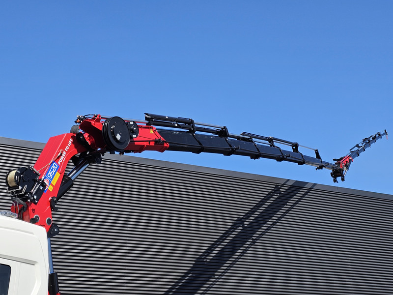 Scania R590 8x2*6 HMF 9520 + JiB + WINCH / TRACTOR / - Nyergesvontató: 3 kép. Scania R590 8x2*6 HMF 9520 + JiB + WINCH / TRACTOR / - Nyergesvontató: 3 kép.