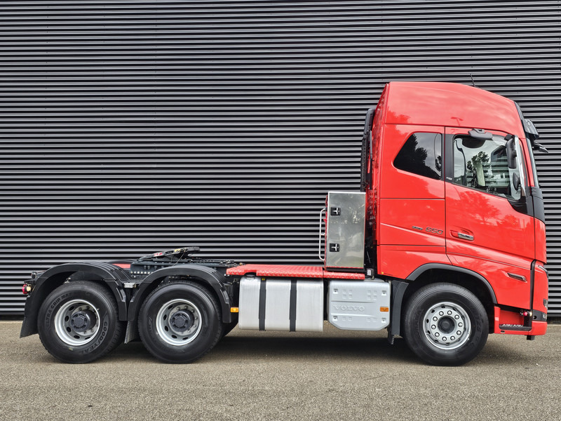 Volvo FH 16 650 / 6x4 BOOGIE / HYDRAULIC / RETARDER / 100T - Nyergesvontató: 5 kép. Volvo FH 16 650 / 6x4 BOOGIE / HYDRAULIC / RETARDER / 100T - Nyergesvontató: 5 kép.