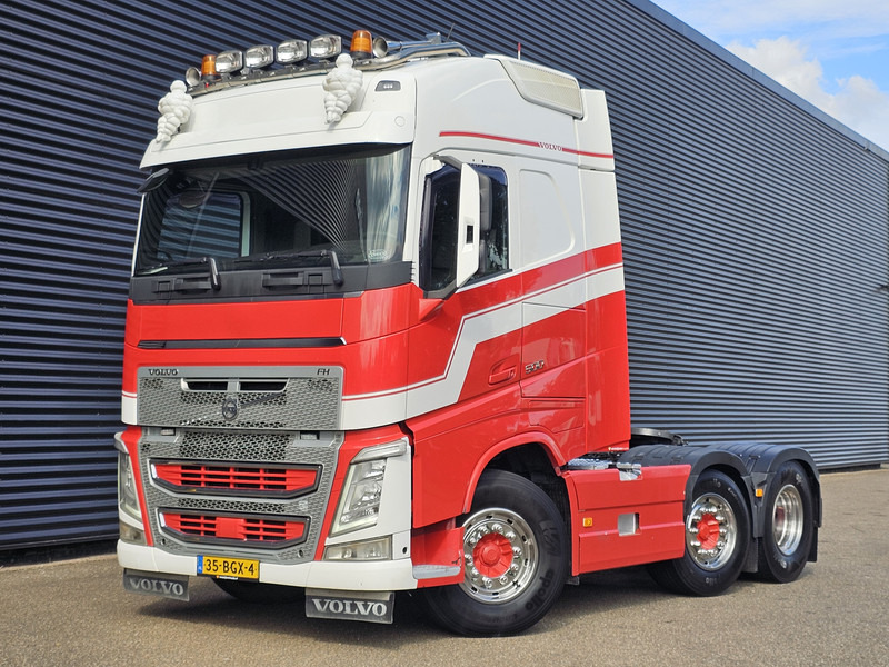 Volvo FH 500 6x2/4 / LIFT - STEERING / HYDRAULIC / DYNAMIC STEER - Nyergesvontató: 1 kép. Volvo FH 500 6x2/4 / LIFT - STEERING / HYDRAULIC / DYNAMIC STEER - Nyergesvontató: 1 kép.