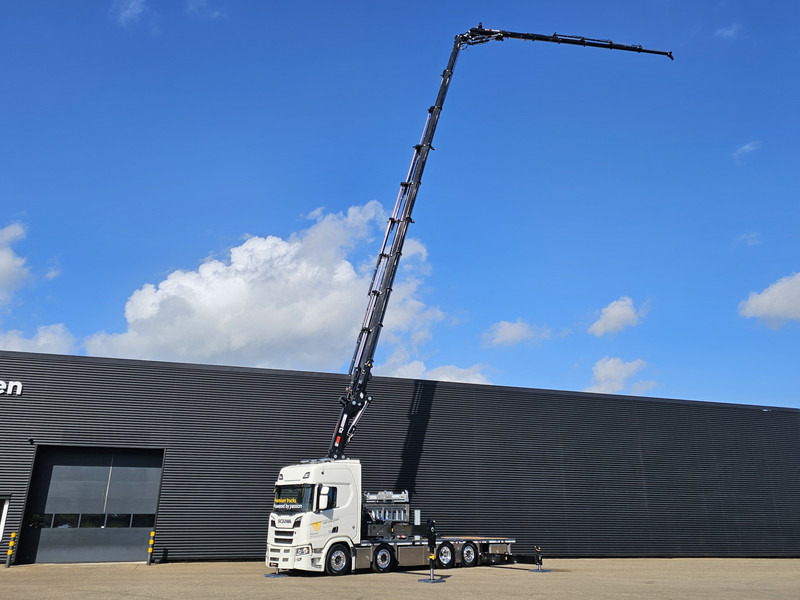 Scania R590 V8 / 8X2 / HIAB 1188 + JIB + WINCH - Platós teherautó, Darus autó: 4 kép. Scania R590 V8 / 8X2 / HIAB 1188 + JIB + WINCH - Platós teherautó, Darus autó: 4 kép.