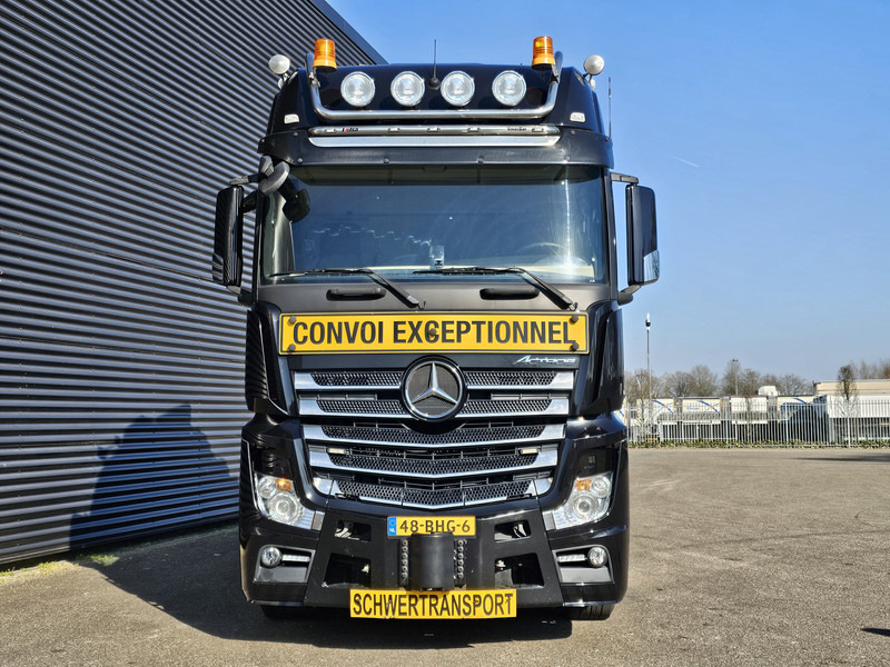 Mercedes-Benz ACTROS SLT 4163 8x4 / 180.000 kg GCW / RETARDER - Teherautó: 5 kép. Mercedes-Benz ACTROS SLT 4163 8x4 / 180.000 kg GCW / RETARDER - Teherautó: 5 kép.