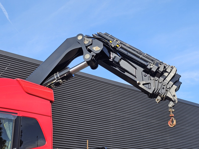 Volvo FH 16.650 8x4 / HIAB 105 t/m CRANE / KRAN - Darus autó: 4 kép. Volvo FH 16.650 8x4 / HIAB 105 t/m CRANE / KRAN - Darus autó: 4 kép.