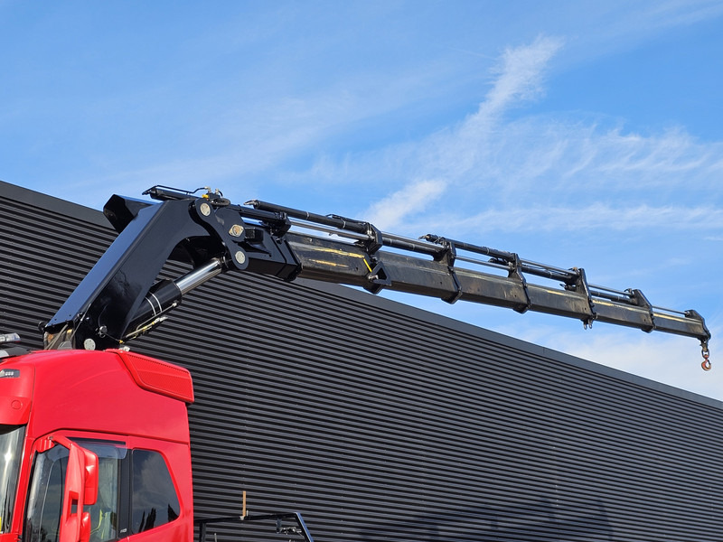 Volvo FH 16.650 8x4 / HIAB 105 t/m CRANE / KRAN - Platós teherautó, Darus autó: 2 kép. Volvo FH 16.650 8x4 / HIAB 105 t/m CRANE / KRAN - Platós teherautó, Darus autó: 2 kép.