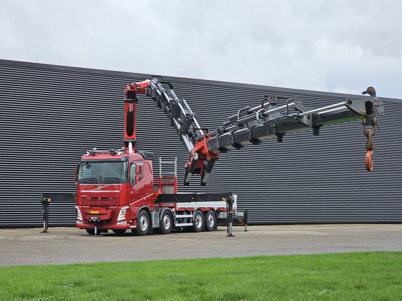 Volvo FH 540 8x2/6 / PALFINGER 65 t/m CRANE + JIB - Darus autó: 3 kép. Volvo FH 540 8x2/6 / PALFINGER 65 t/m CRANE + JIB - Darus autó: 3 kép.