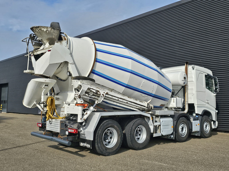 Volvo FH 540 8x4 / BOOGIE LIFT / 10m3 PUTZMEISTER - MIXER / MISCHER - Betonmixer: 5 kép. Volvo FH 540 8x4 / BOOGIE LIFT / 10m3 PUTZMEISTER - MIXER / MISCHER - Betonmixer: 5 kép.